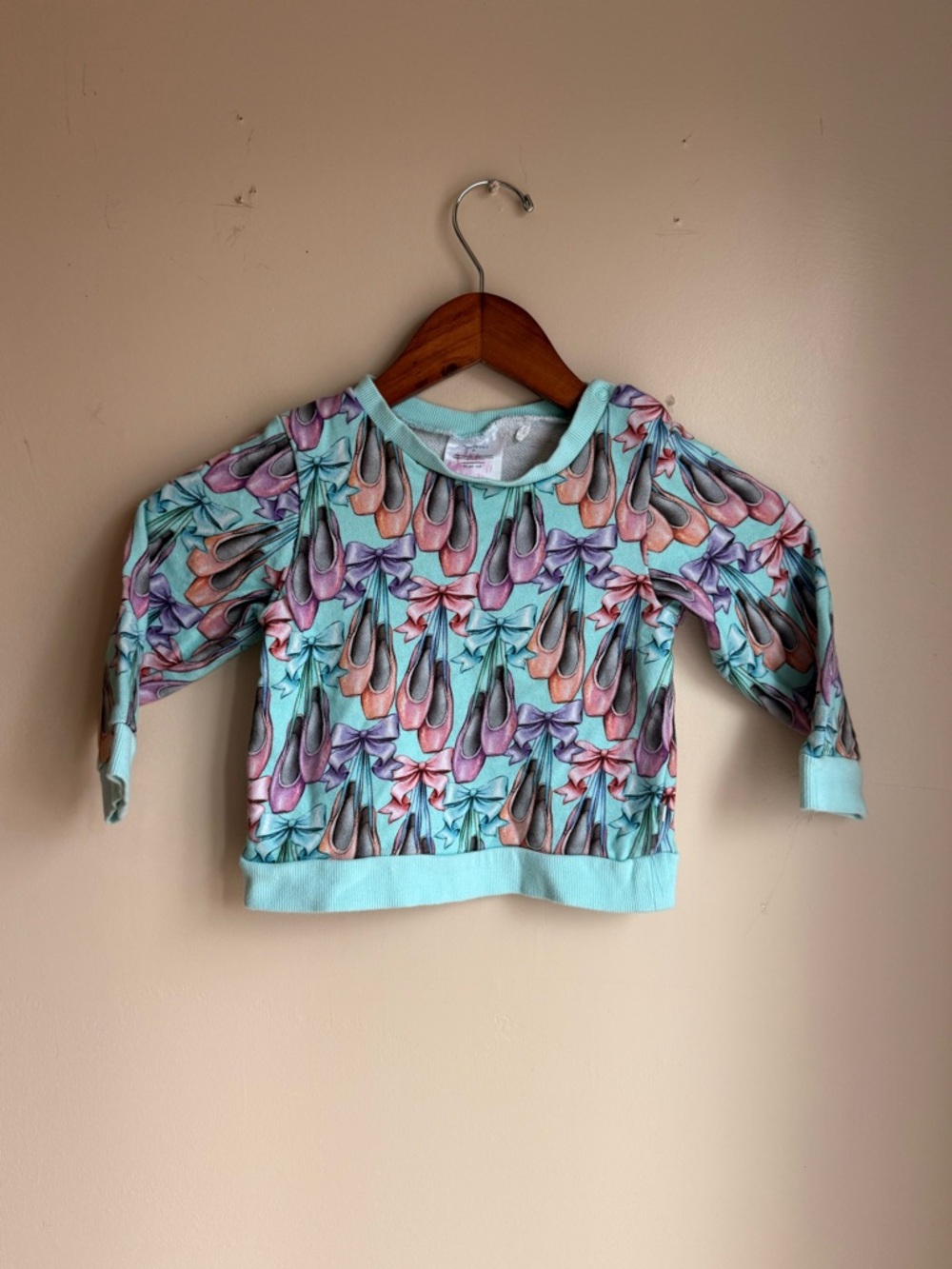 Posh Peanut sold out ballet slipper crewneck 3t